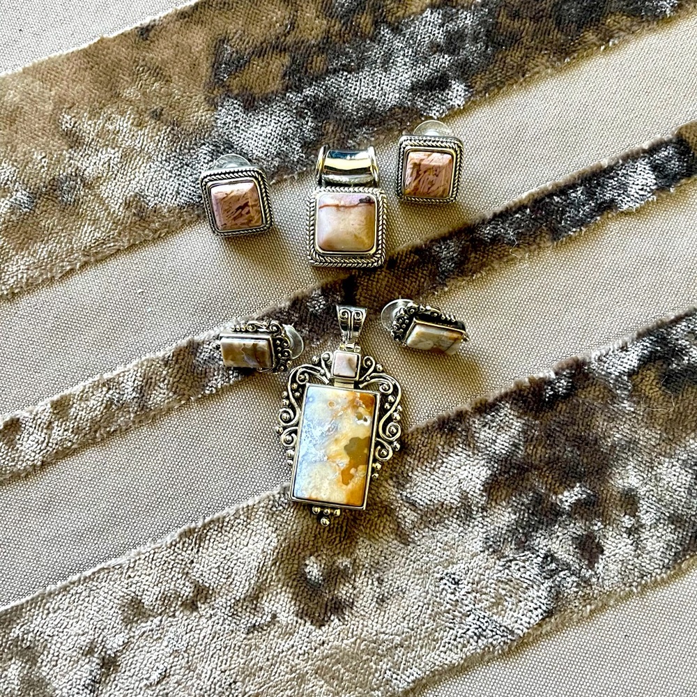 Earring & Slide Sets - image 1